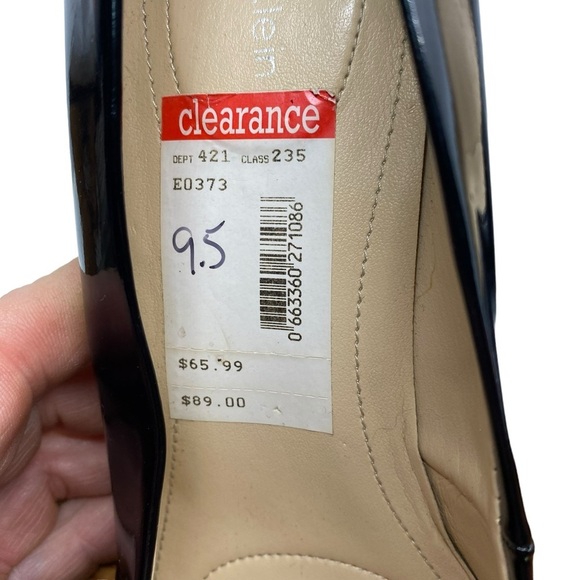 Calvin Klein Renni‎ Patent Leather Pumps Size 9.5 NWOB - Picture 11 of 12